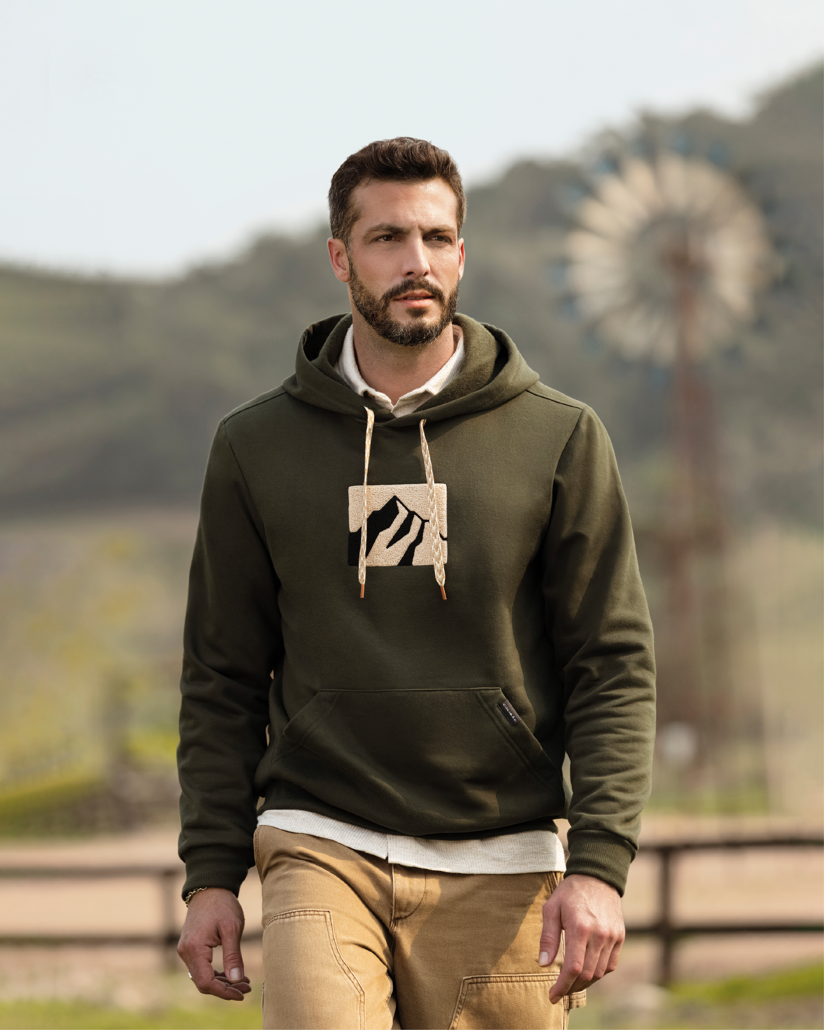 Linha Adulto: polos e camisetas masculinas